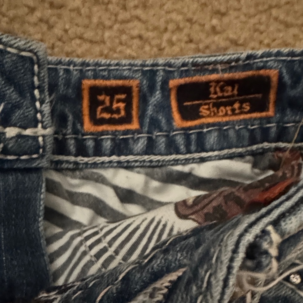 Rock Revival Shorts - Kai - Picture 3 of 4
